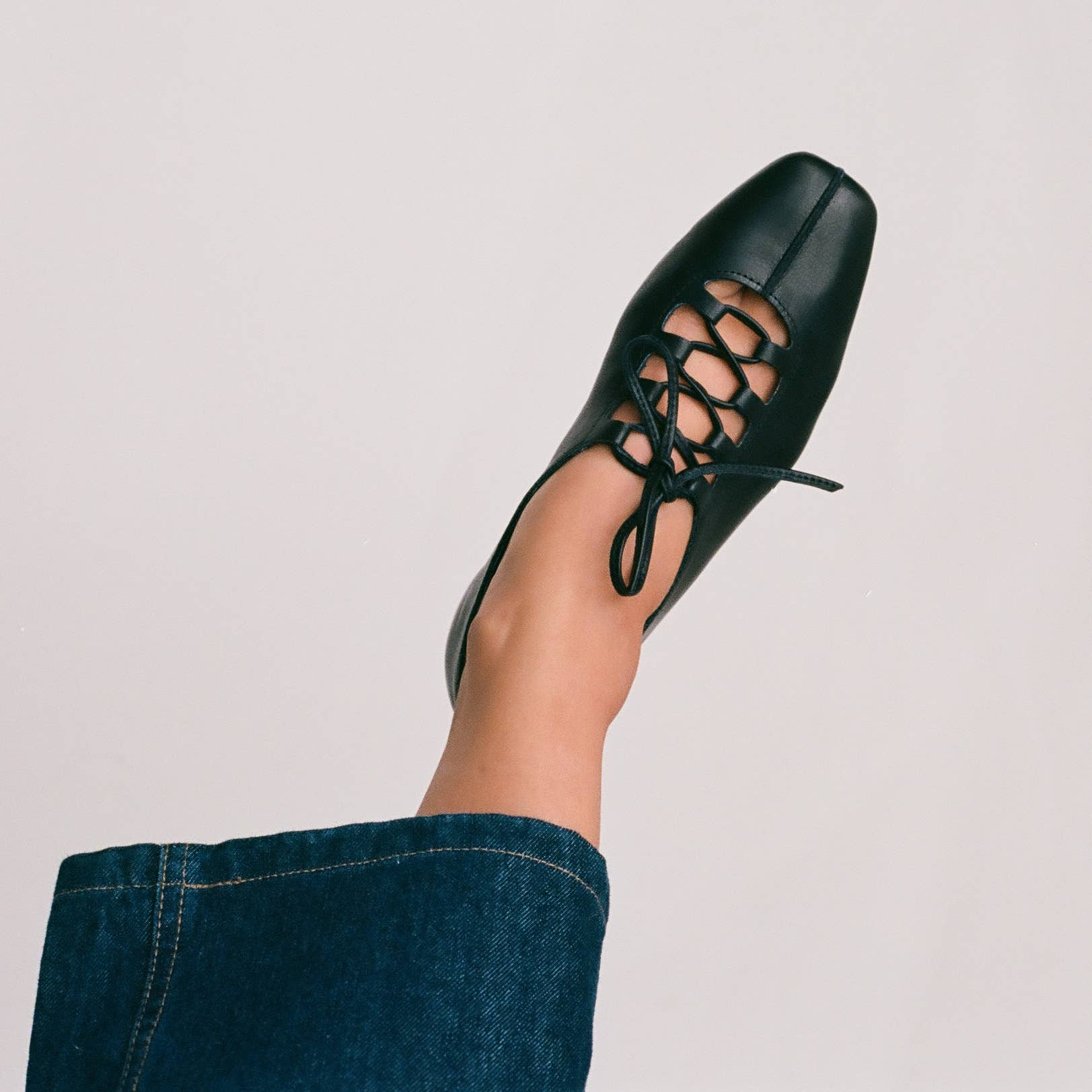 Roma Ballerina, black for wholesale on Faire7