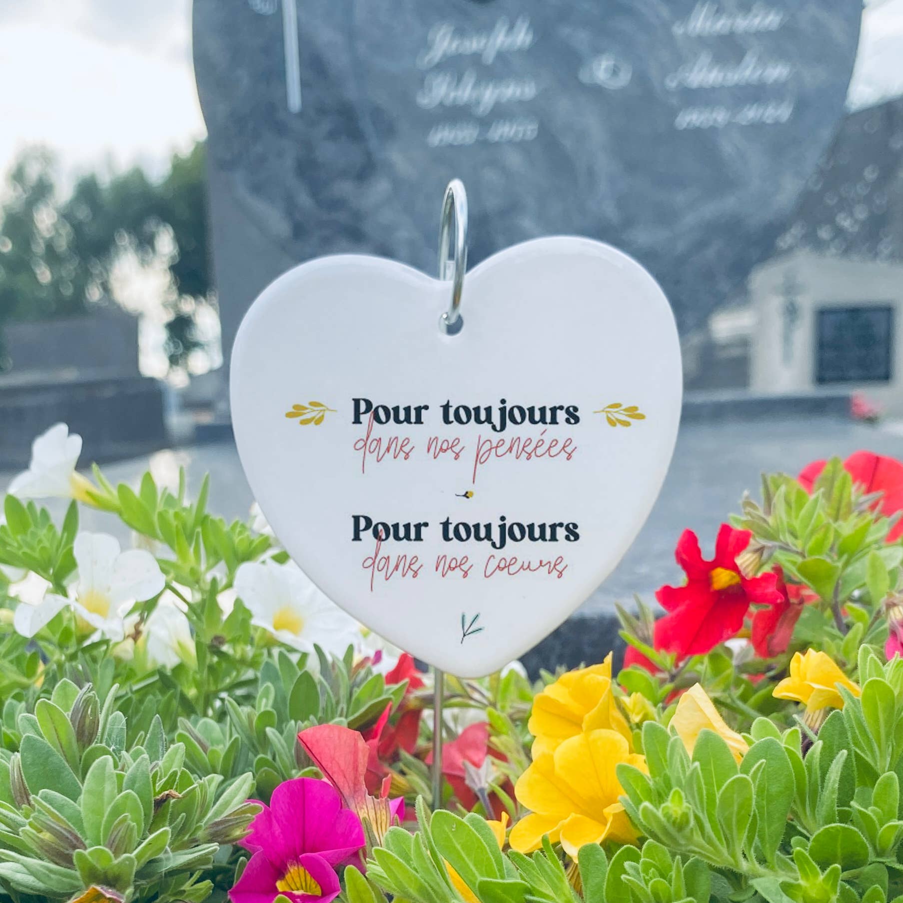 La vie en magenta - Wholesale Outdoor Ornament/Decor - Decorative funeral decoration, ceramic memorial keepsake2