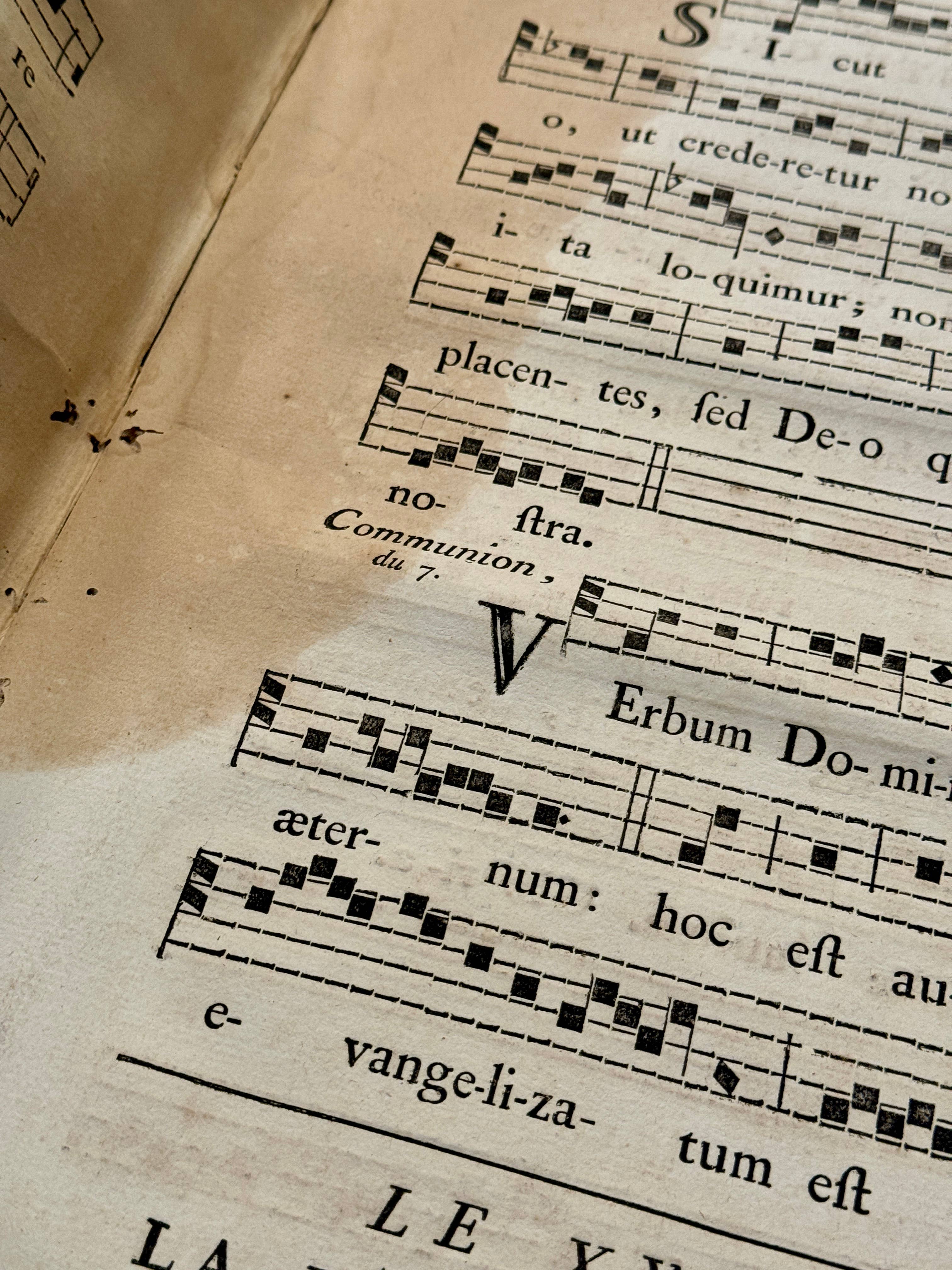 Monahan Papers - Vendita all'ingrosso Espositore per rivenditori - Pagina originale del 1700 Antifonario - 250 anni - Set/34