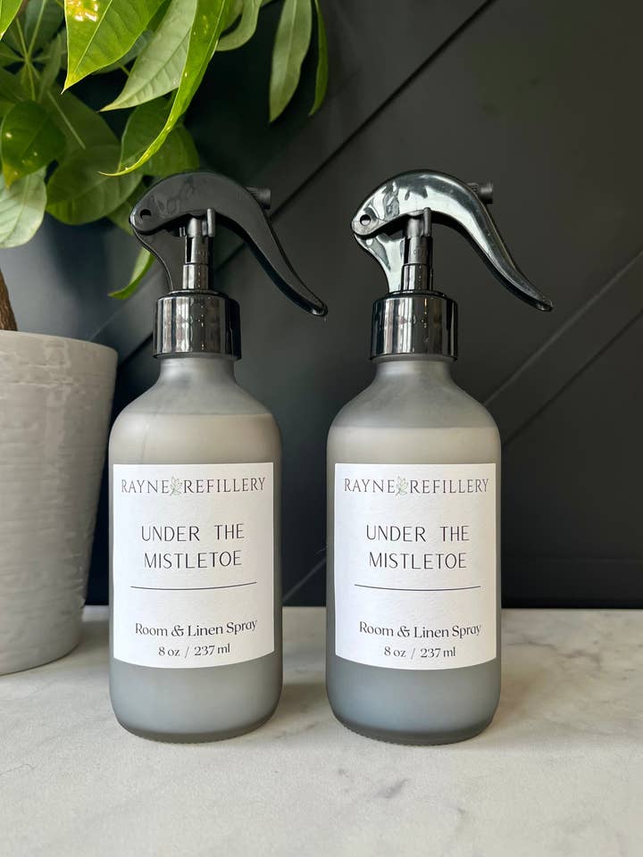 Room & Linen Spray - Under The Mistletoe for wholesale by Rayne Refillery