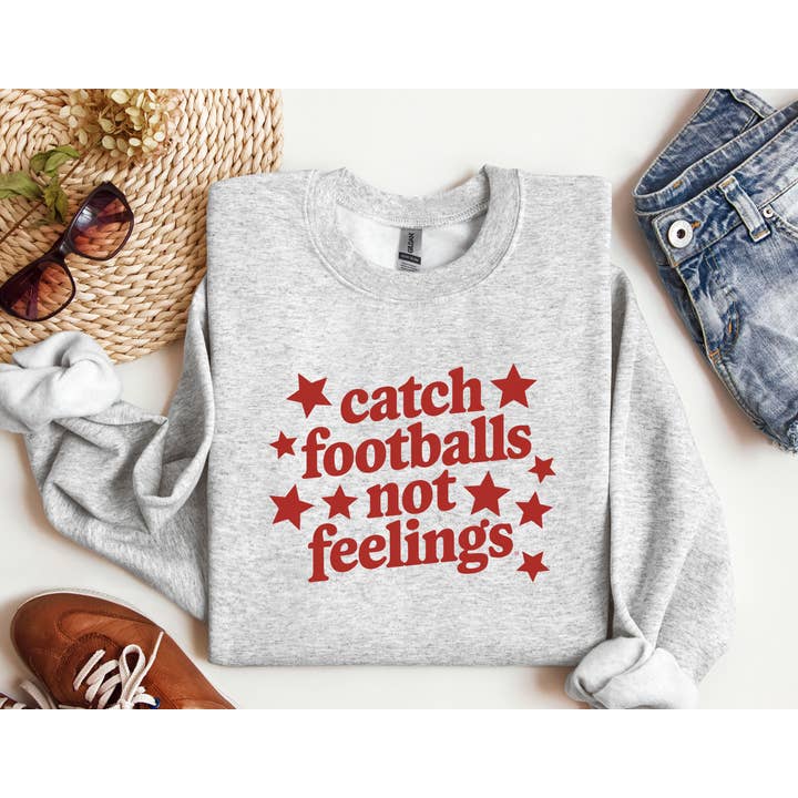 Attrapez des ballons de football, pas des sentiments pour la vente par Circus Threads LLC