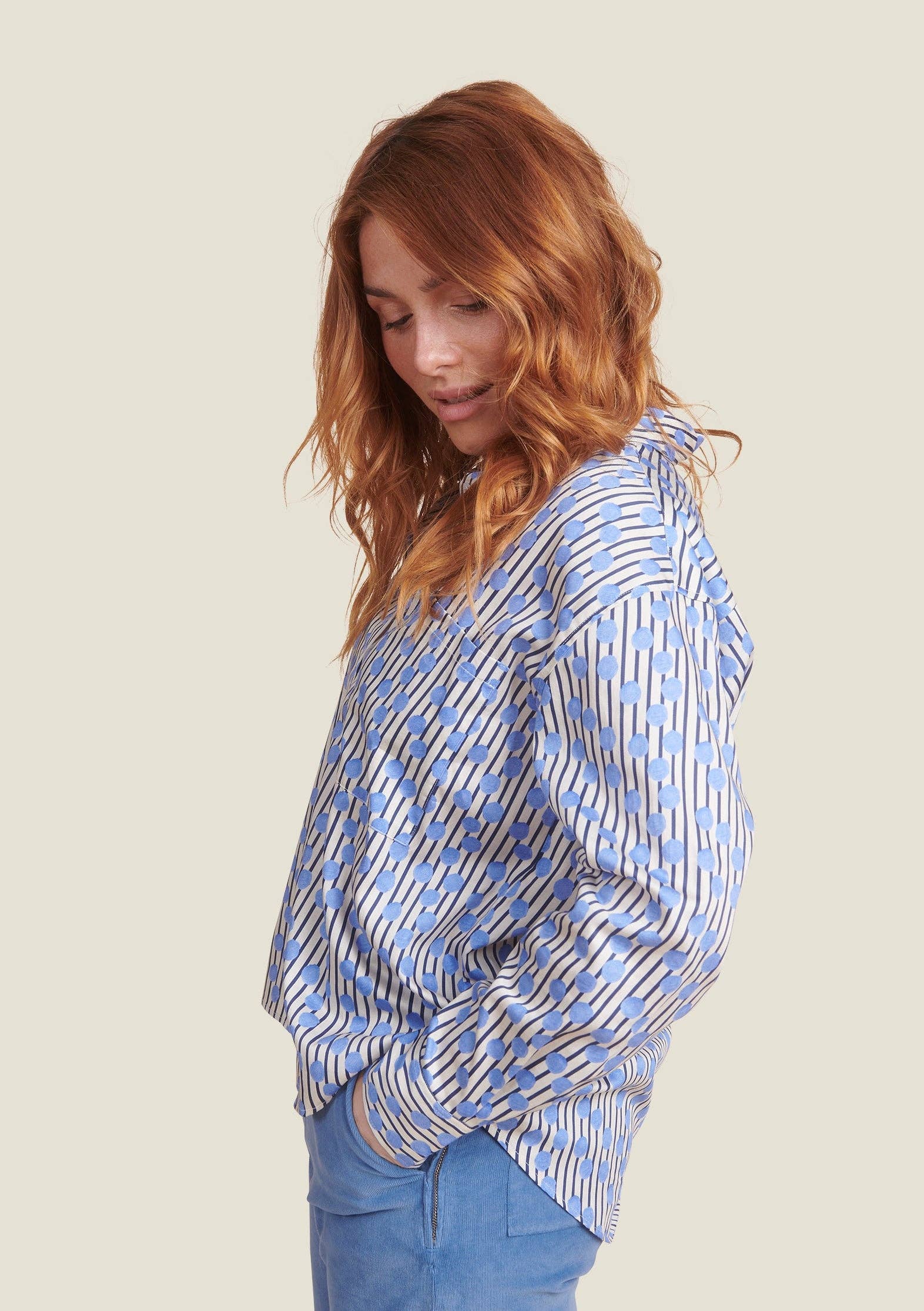 MADE IN SENS - Wholesale Button Down Shirt - Women's - CLEO GOMMETTE STRIPED BLUE SHIRT1