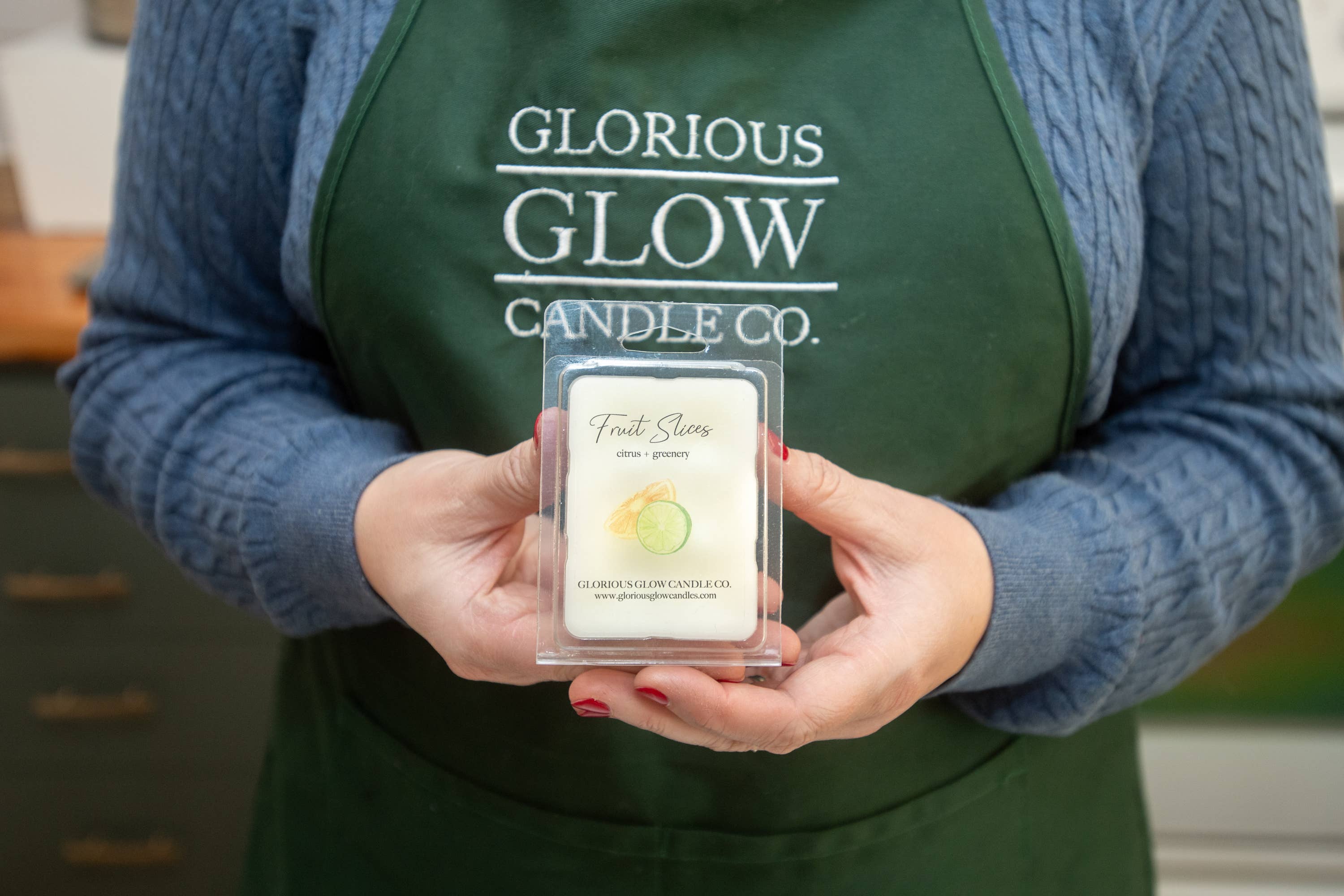 Glorious Glow Candle Co. - Wholesale Wax Melt - Fruit Slices 2.5 oz Soy Blend Wax Melt1