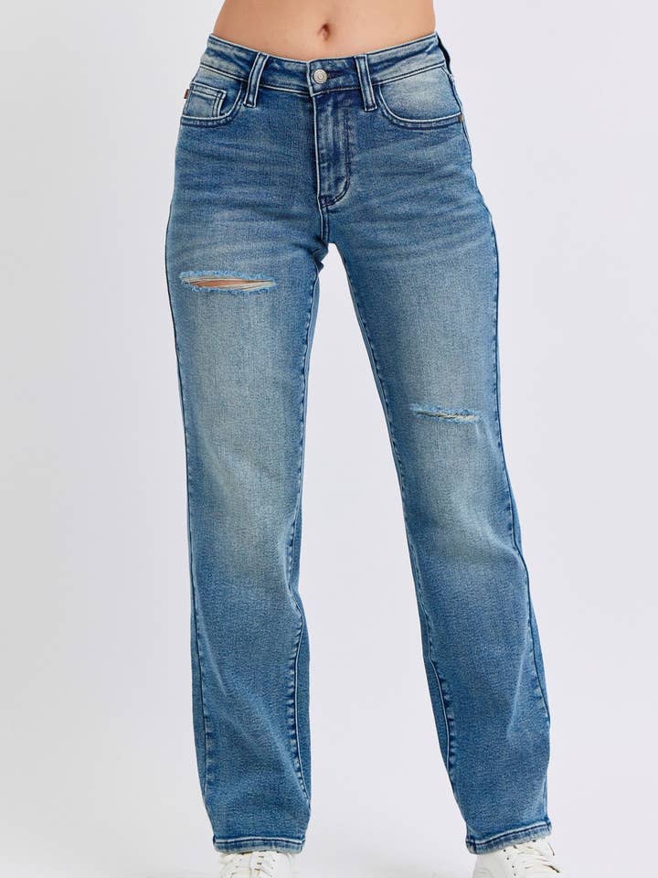 Watermelon Apparel - Wholesale Jeans - Women's - Judy Blue Mid Rise Contrast Wash Destroyed Dad Jeans, 32" Inseam