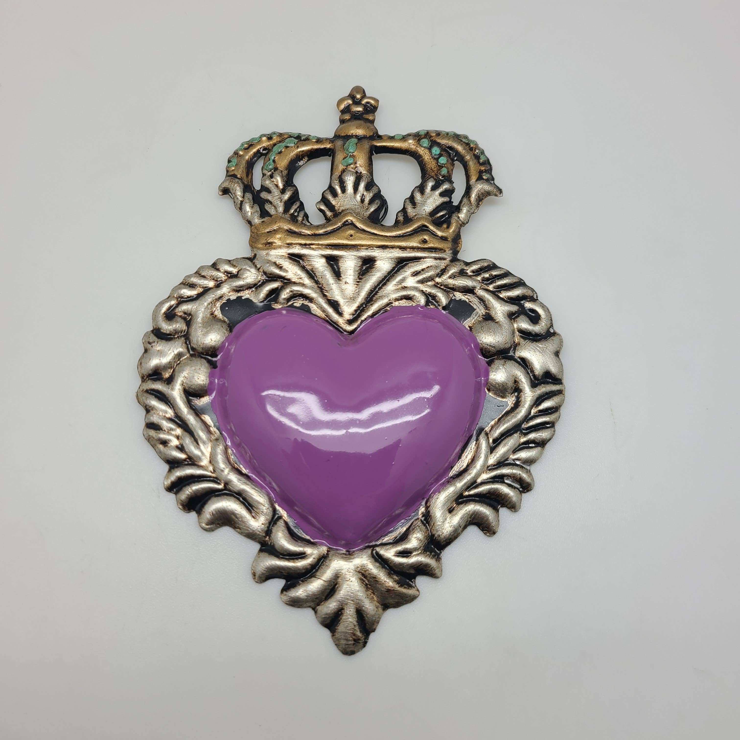 Contreras Designs – Engroshandel Vægplakat – Håndmalet mexicansk blikhjerte med krone, 14 cm til væg3