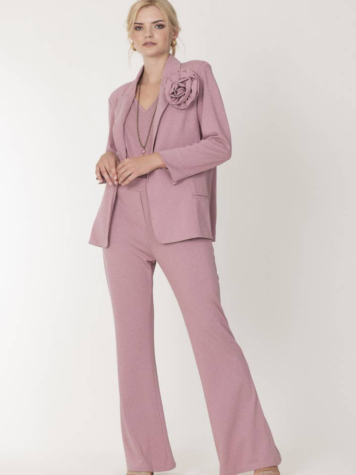 Veste Lurex avec Broche Fleur pour la vente par More By Siste's