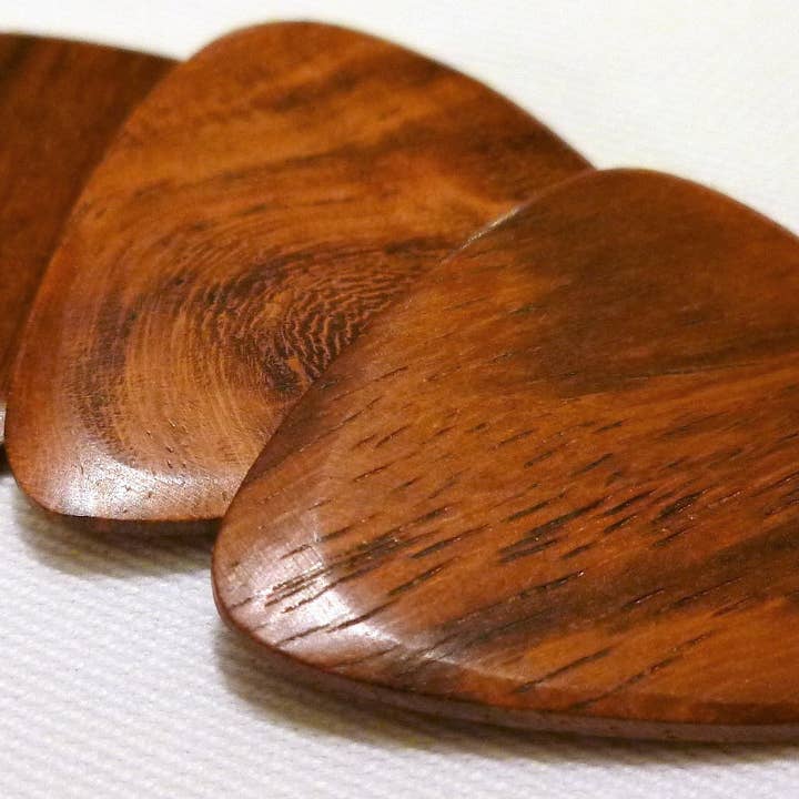 US Blues Artist Quality Guitar Picks - Wholesale Musical Instrument - ToneWood Indian Rosewood (Pack of 3 Picks)