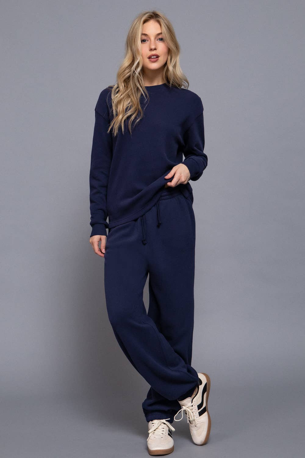 Active Basic | Active USA – wholesale Sweatshirt - Dam – Långärmad Rundhalsad Mjuk Stickad Topp15