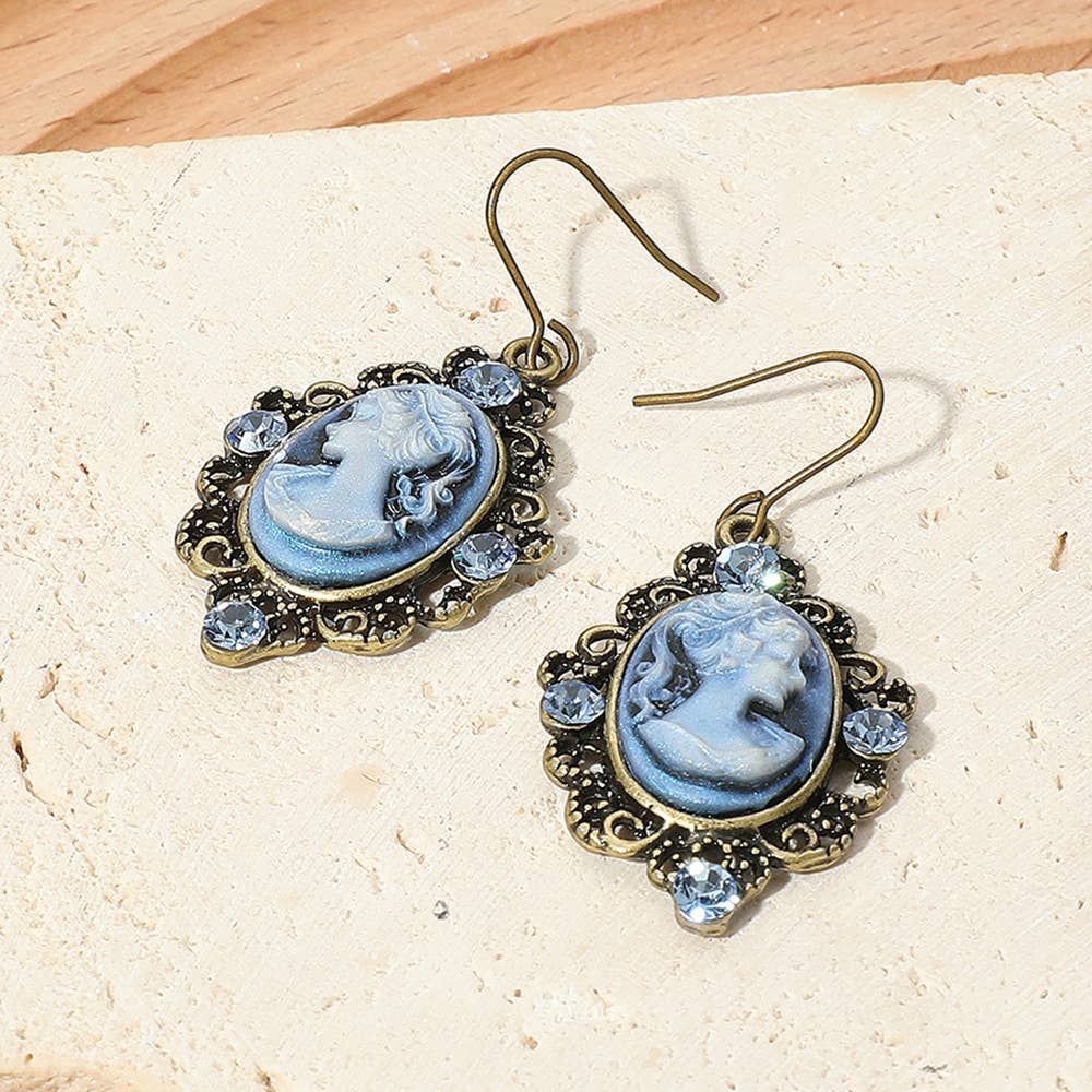 Sensibling Corp. - Venta al por mayor Pendientes colgantes - Pendientes colgantes vintage con camafeo y acento de cristal1