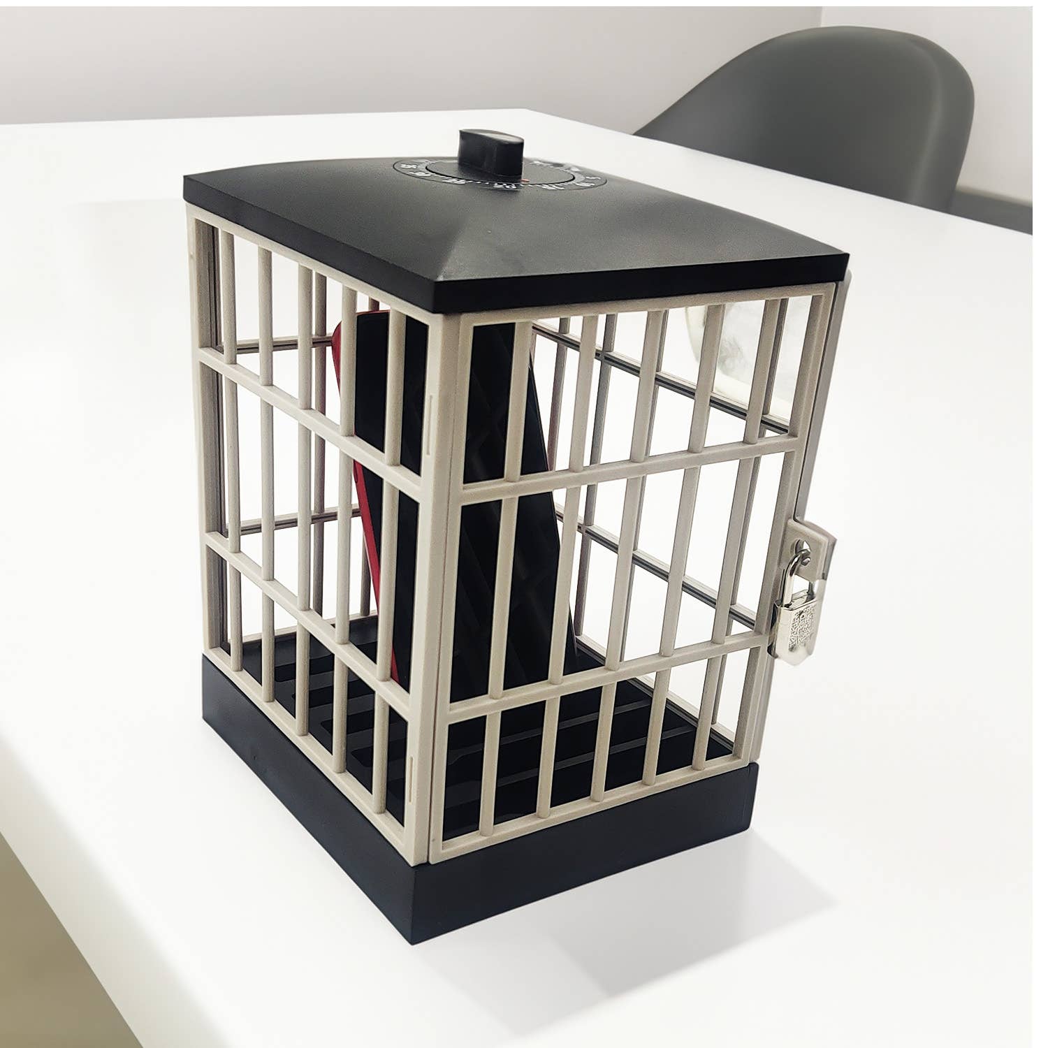 Mad Monkey GmbH - Venta al por mayor Regalo de broma/detalle - Mad Monkey - Prisión para móviles con temporizador y llave4