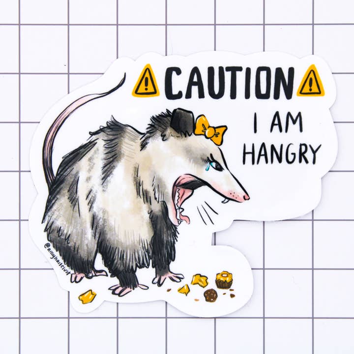 Hangry Possum Vinylklistermärke för wholesale av Amy Hartelust Art and Illustration