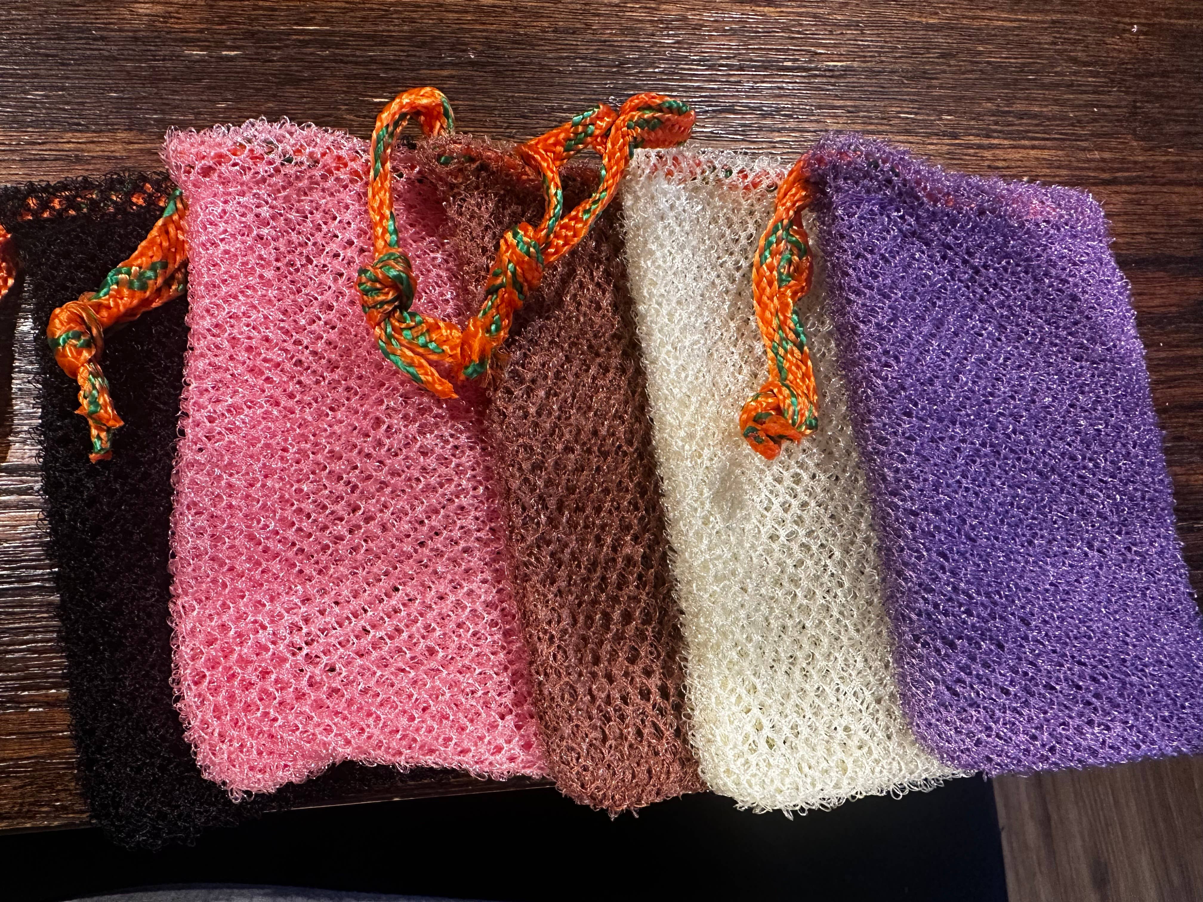 Fiori Essentials&Co - Wholesale Bath Pouf/Sponge - Authentic African net sponge soap saver6