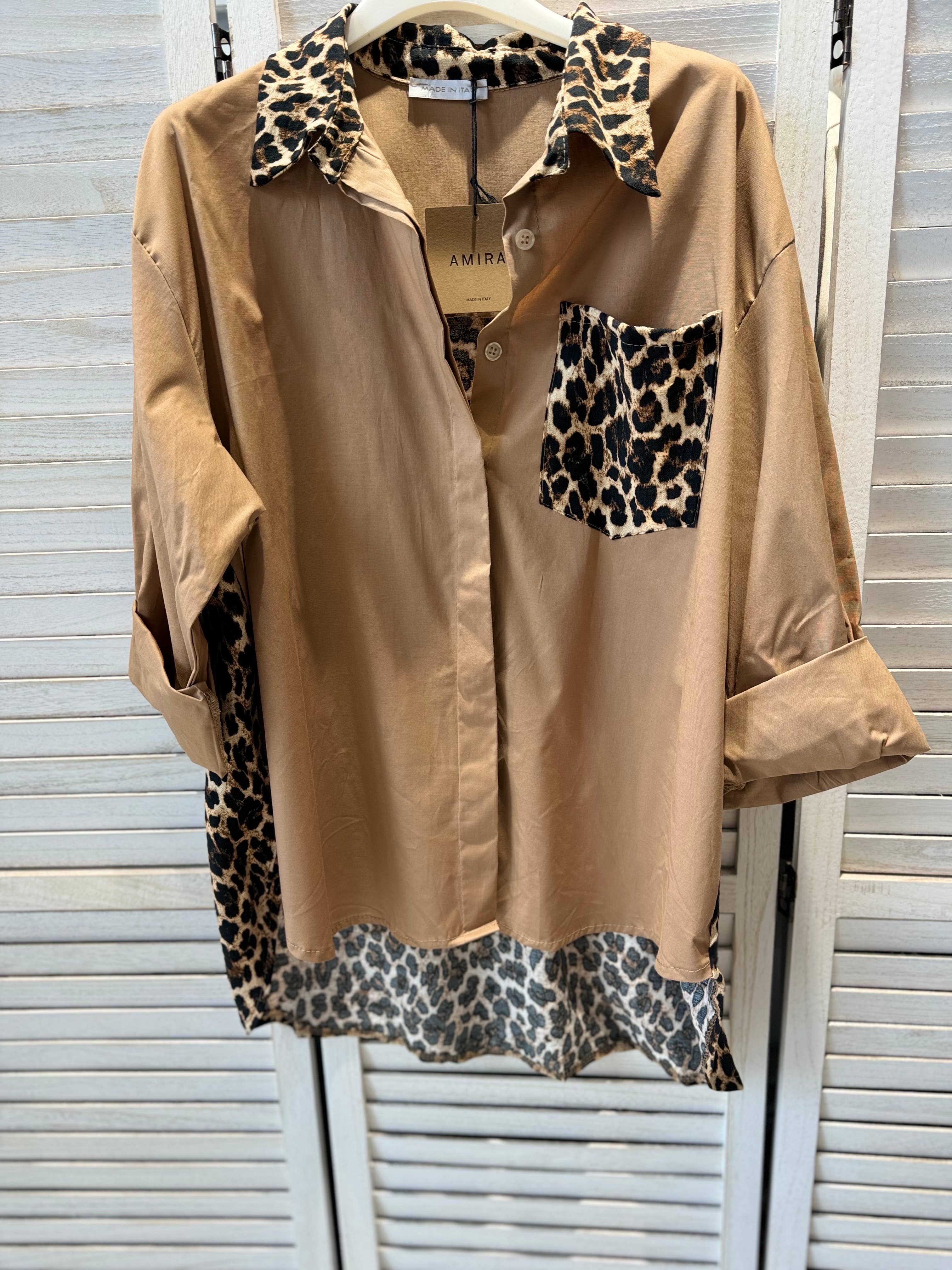 VICTORIA&ISAAC – Camisa com botões no colarinho – Mulher por atacado – Camisa com gola estampada animal - M279castanho4