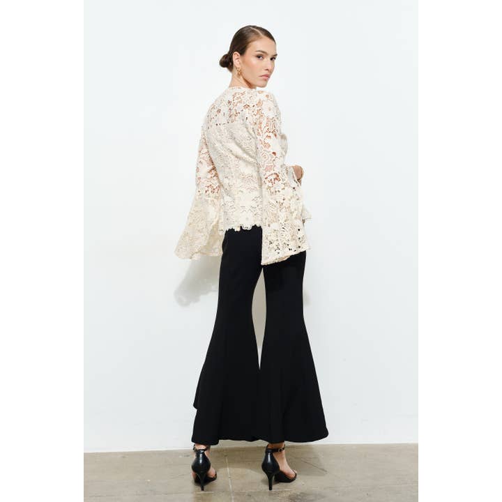 INA - Wholesale Blouse - Women's - Floral Lace Slitted Long Sleeves Blouse Woven Top15