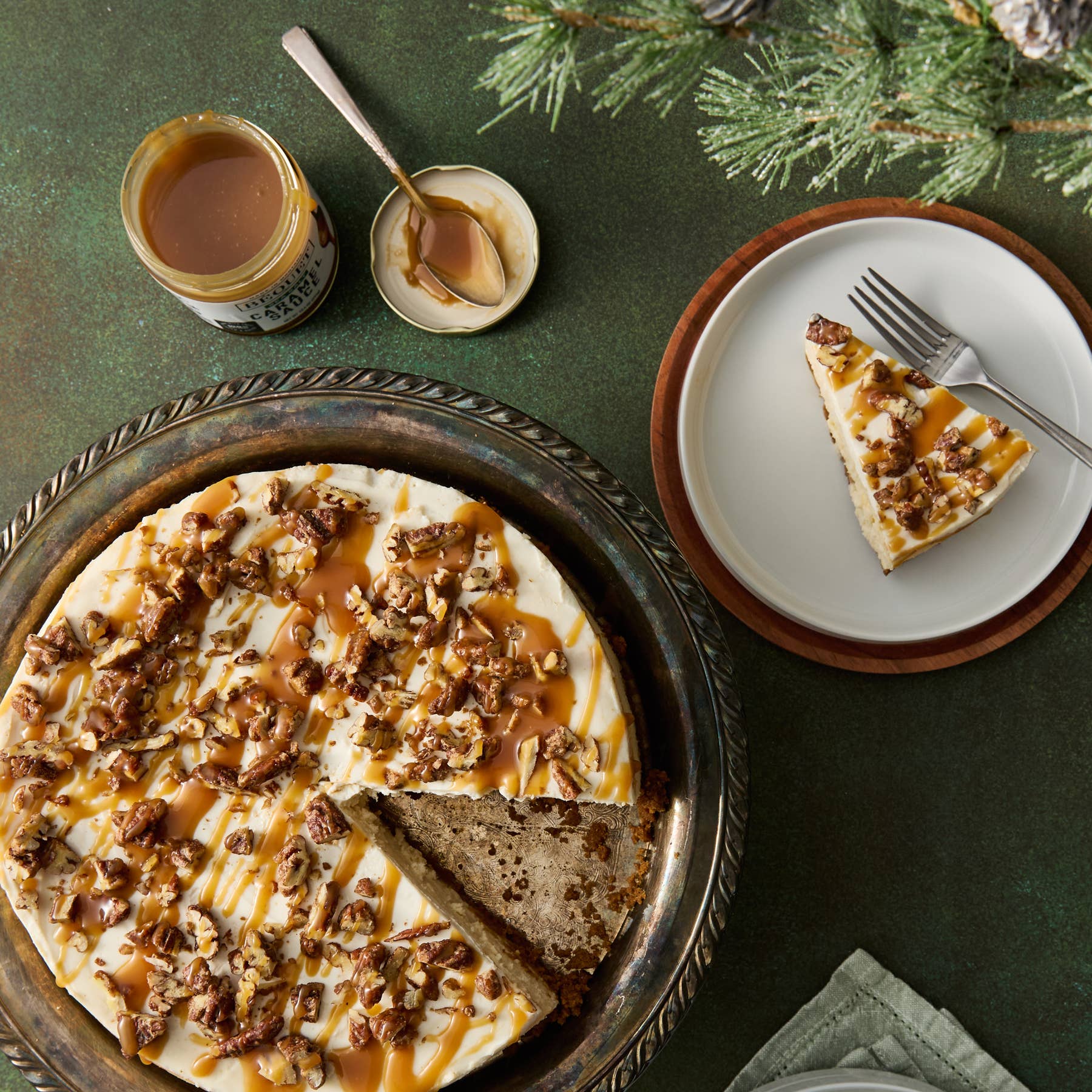 Béquet Confections - Wholesale Caramel Sauce - Béquet Sea Salt Caramel Sauce6