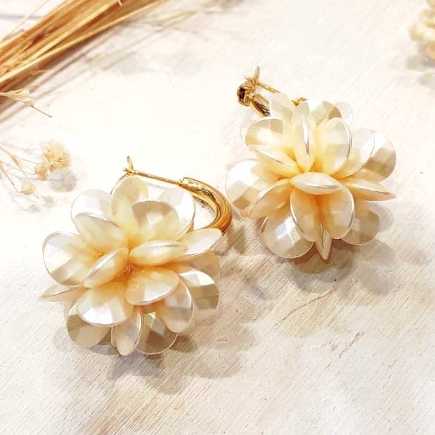 Gold Mireille Resin Earrings for wholesale on Faire0