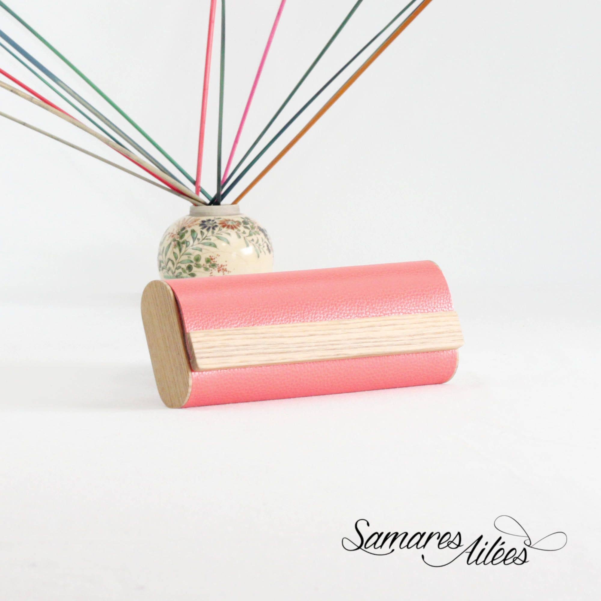 Samares Ailées - Wholesale Eyewear Cases & Holders - Unisex - “Marie” Wood and Leather Eyeglass Case12