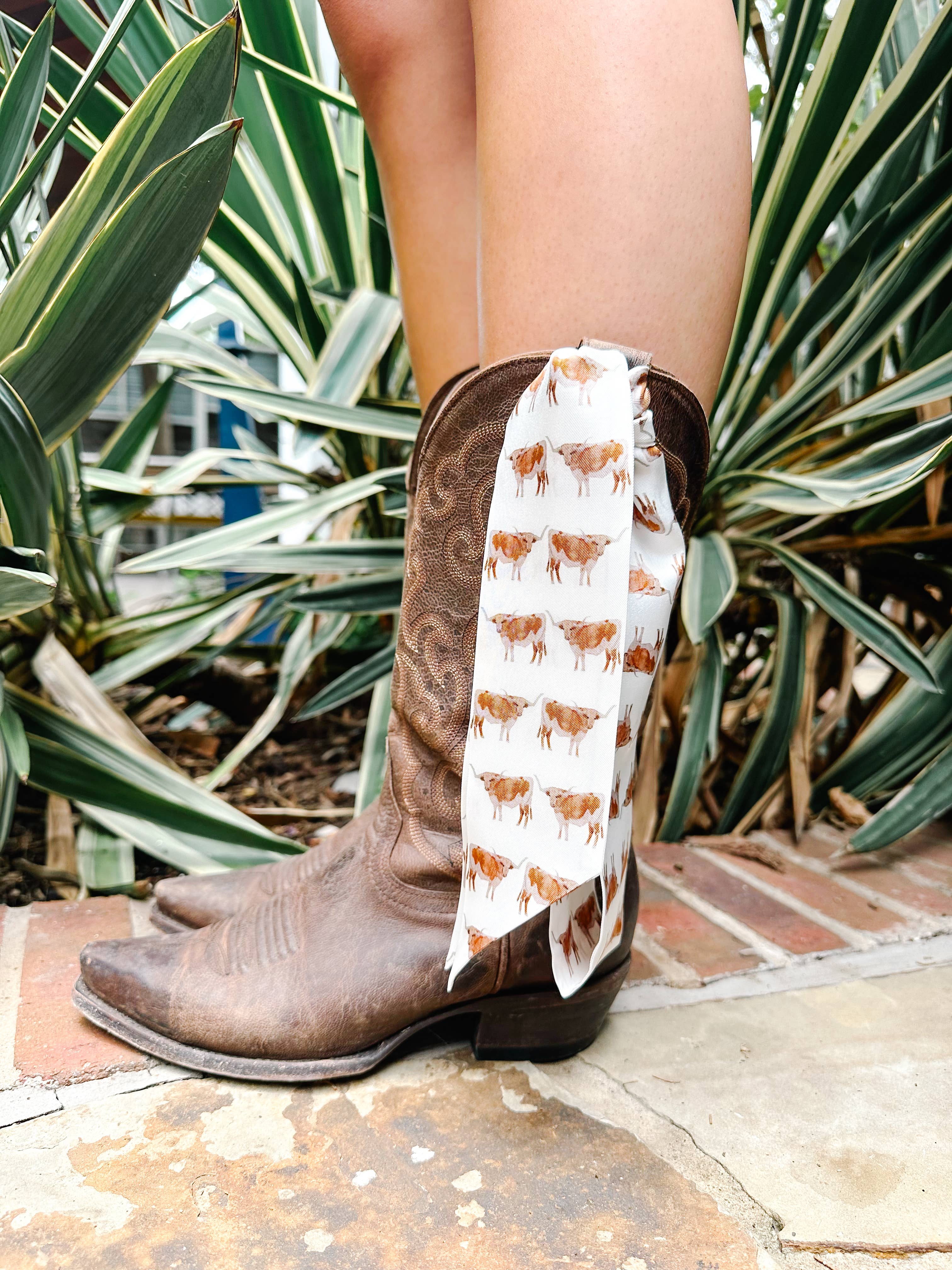 Brooke Wright Designs - Wholesale Scarf - Women's - Frilly Scarf0