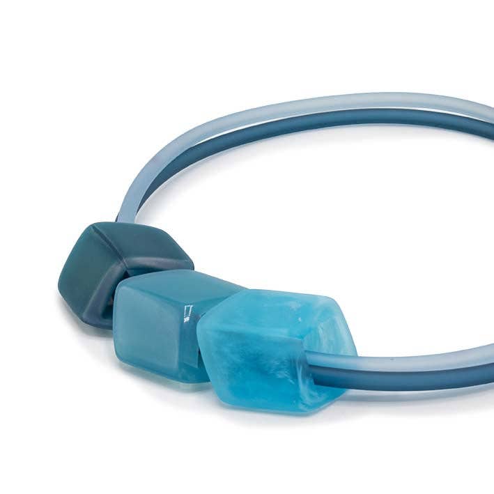 2-line 3 Cubes necklace - Baltic for wholesale by FATES, style with a story