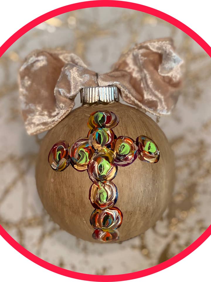 Cross Multi Round Ornament for engroshandel hos Loftin Design Co