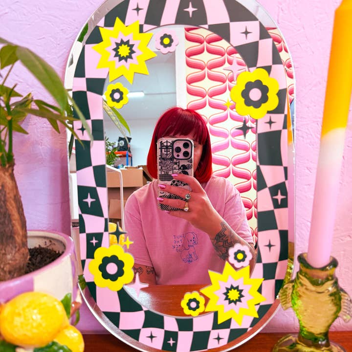 Printed Weird – wholesale Wall mirror – Oval Floral Check Mirror - Teal & Pink2