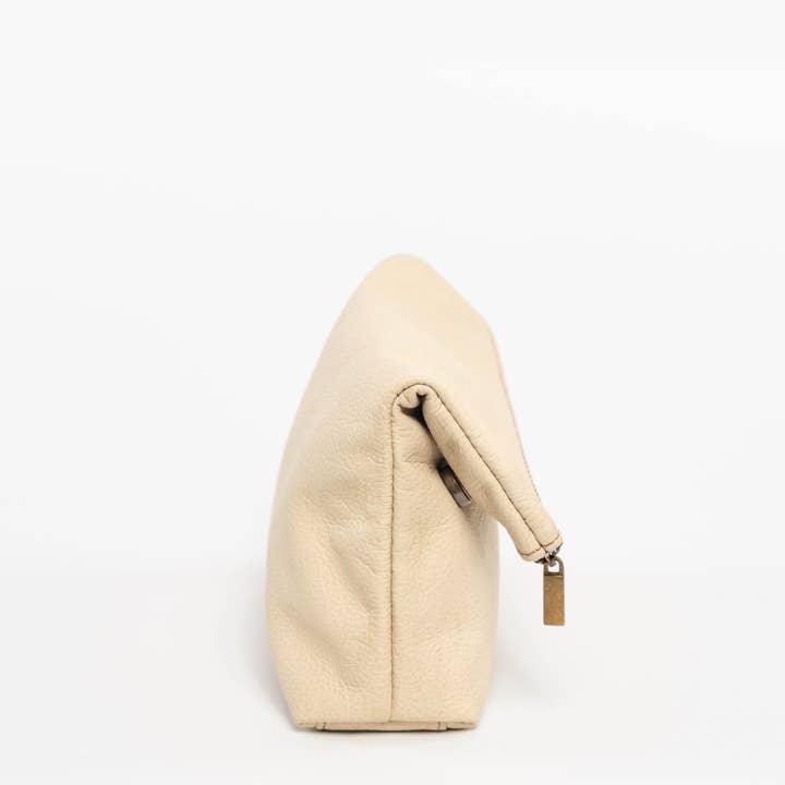 Deux Mains: Haiti Fair Trade - Wholesale Makeup/Cosmetic Bag - Asymmetric Makeup Bag8