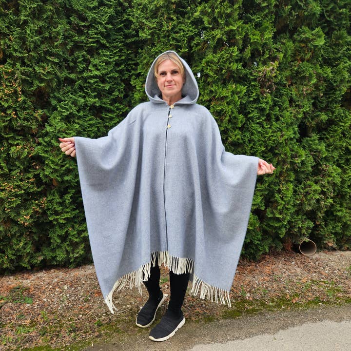 100% Wool Poncho coat - Jaukumas - Herringbone for wholesale by NorraVilla