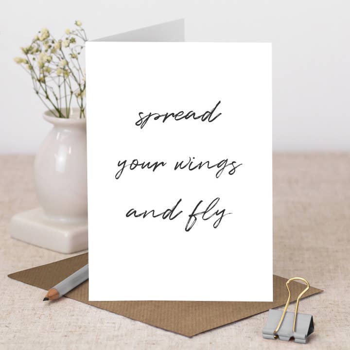 Spread Your Wings Zwart-witte afstudeerkaart voor wholesale door Coulson Macleod (U.S. Duties Paid)