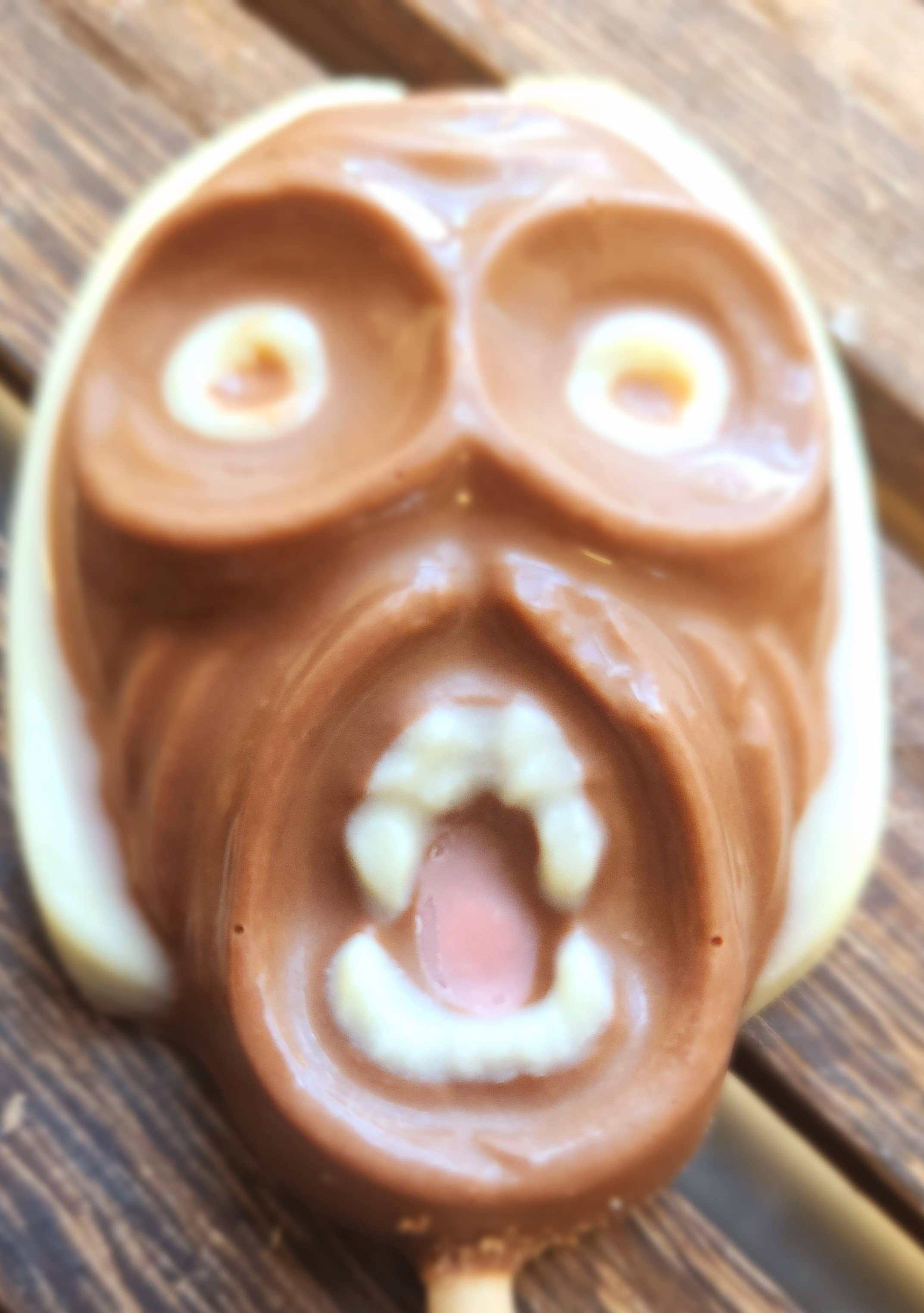 Cwtsh Chocolate – wholesale Lollipop – Halloween Zombie Lollipop trick or treat2