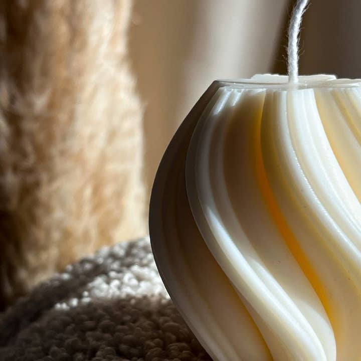 Lucerna Candles US - Wholesale Pillar Candle - Swirl Soy Wax Candle9