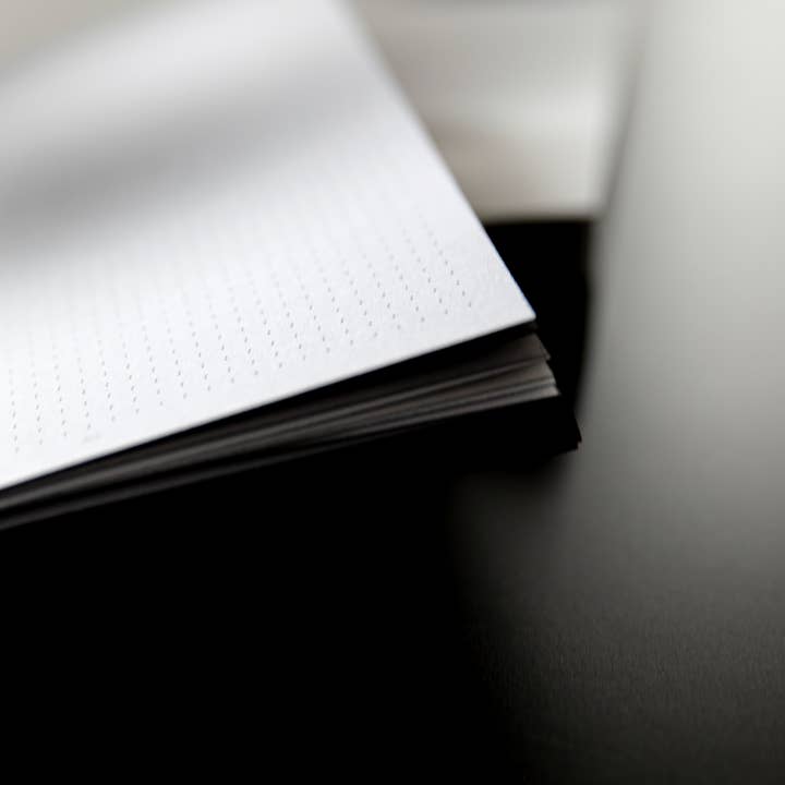 Aura notebook - Wholesale Notebook - Aura notebook A5 | MONOCHROME SLIM14