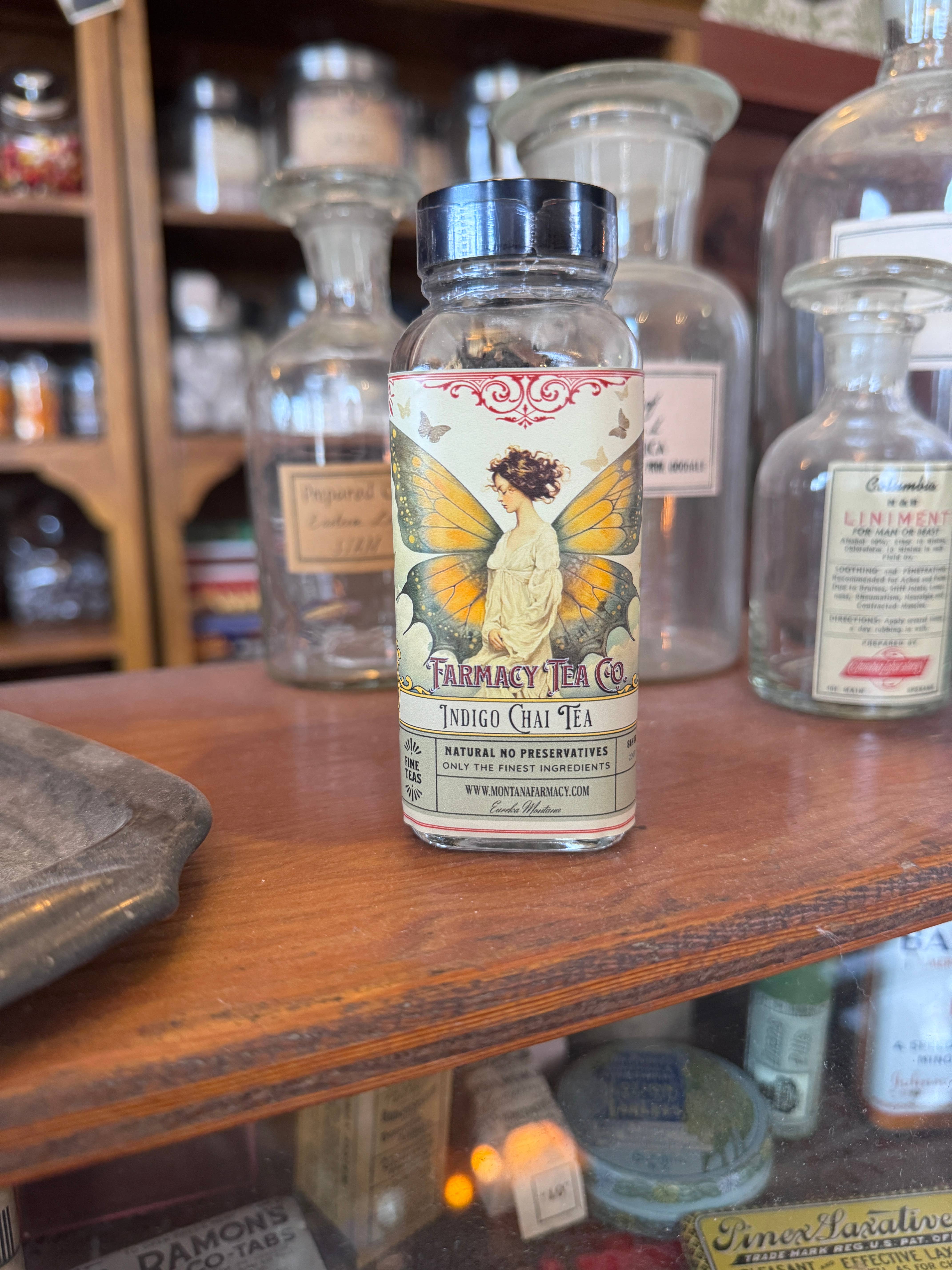 Montana Farmacy - Wholesale Loose Tea - Indigo Chai dark and deep Tea in a glass jar1