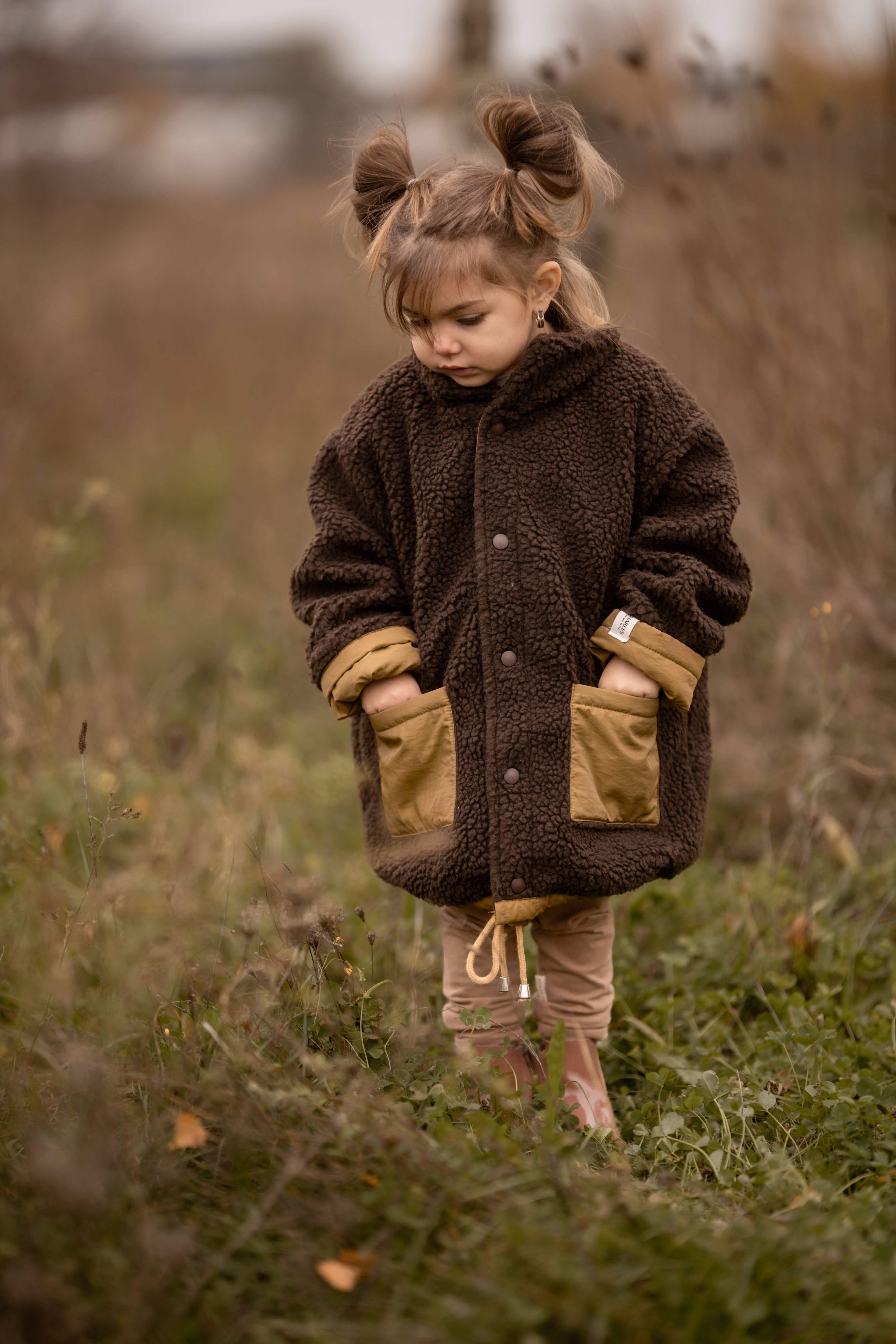 Annie & Charles – wholesale Jacka - Barn – Annie & Charles® JULEZ vändbar teddyjacka8