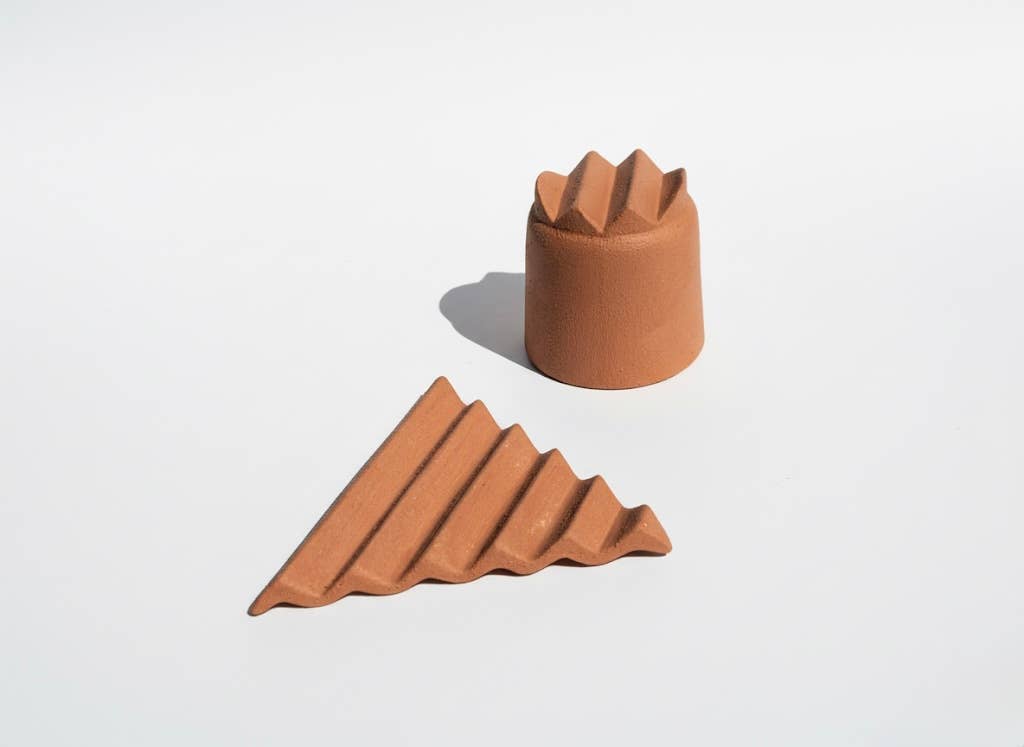 Wyatt Little - Wholesale Plant Pot - Acute Planter3