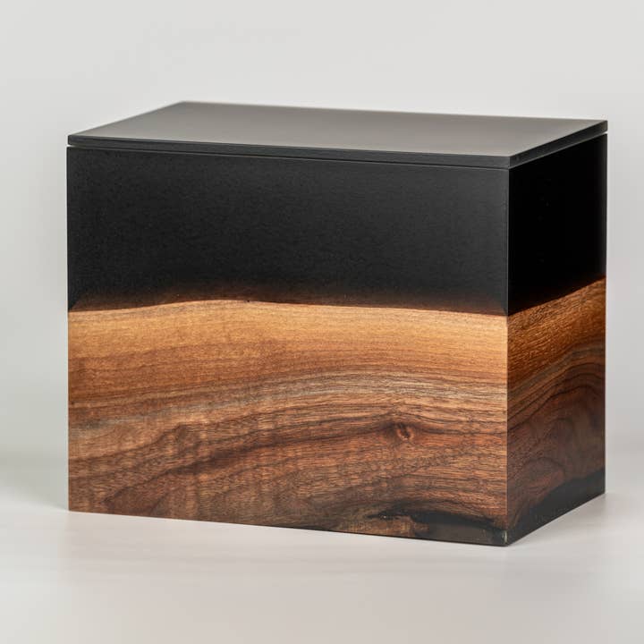 The Windsor Urn - Urn 25 of 26 for wholesale by The Legacy Urn Company