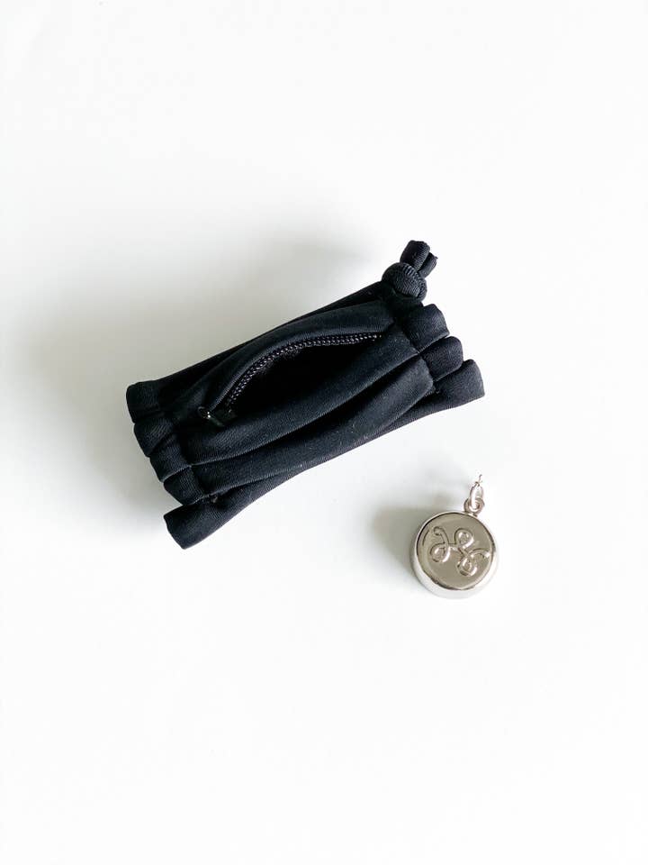 Black Athletic Band - Large for wholesale by invisaWear