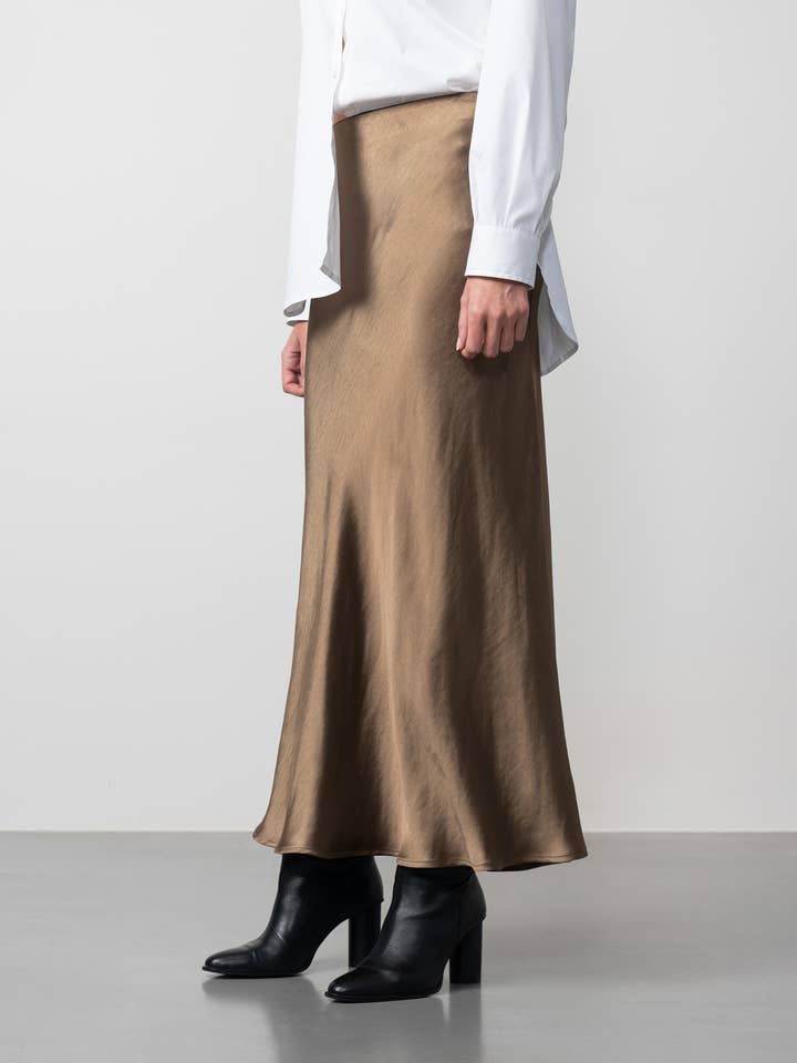 Etiem - Wholesale Skirt - Women's - Satin Midi Skirt2