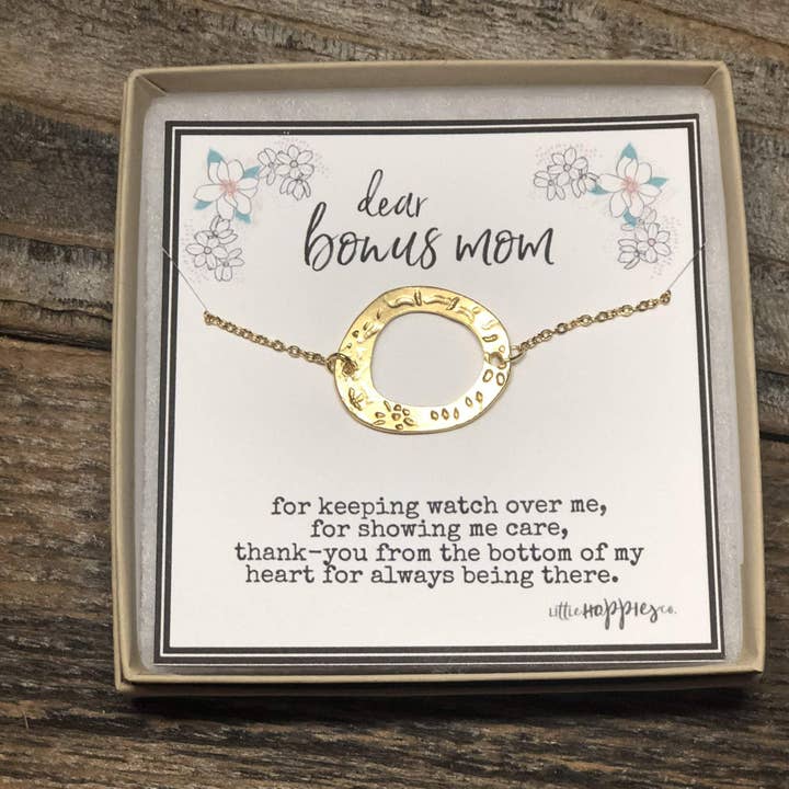 Little Happies Co - Wholesale Pendant/Charm Necklace - Gift for boyfriend's mom, Stepmother of the bride gifts, Gift for best friends mom, Bonus mom gifts, Bonus mom necklace, Gifts for stepmom