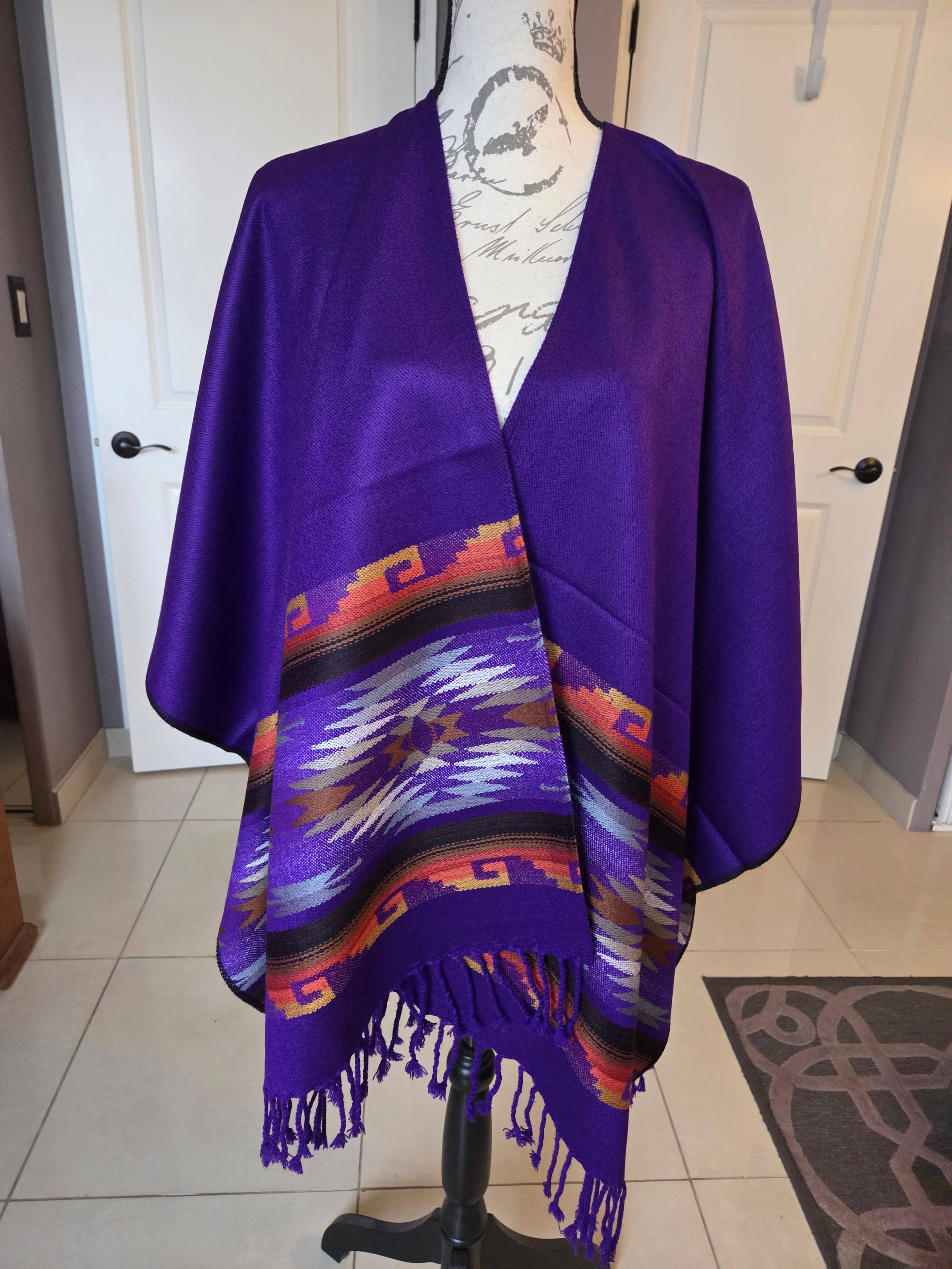 Treasure of ANDES - Vente Poncho – femme - Poncho andin artisanal RÉVERSIBLE Unisexe LIVRAISON GRATUITE2