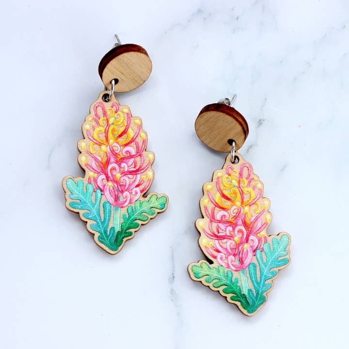 Statement-Ohrringe aus Holz von Australian Grevillea für den Großhandel von Stray Leaves