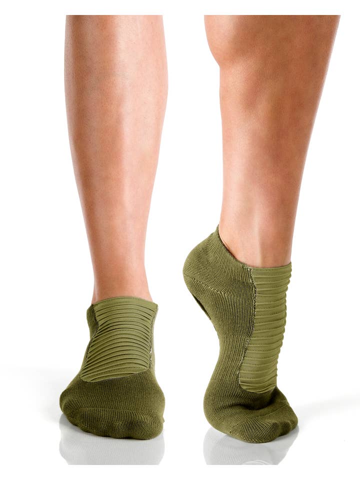 Arebesk - Wholesale Socks - Women's - Moto Closed Toe Grip Sock