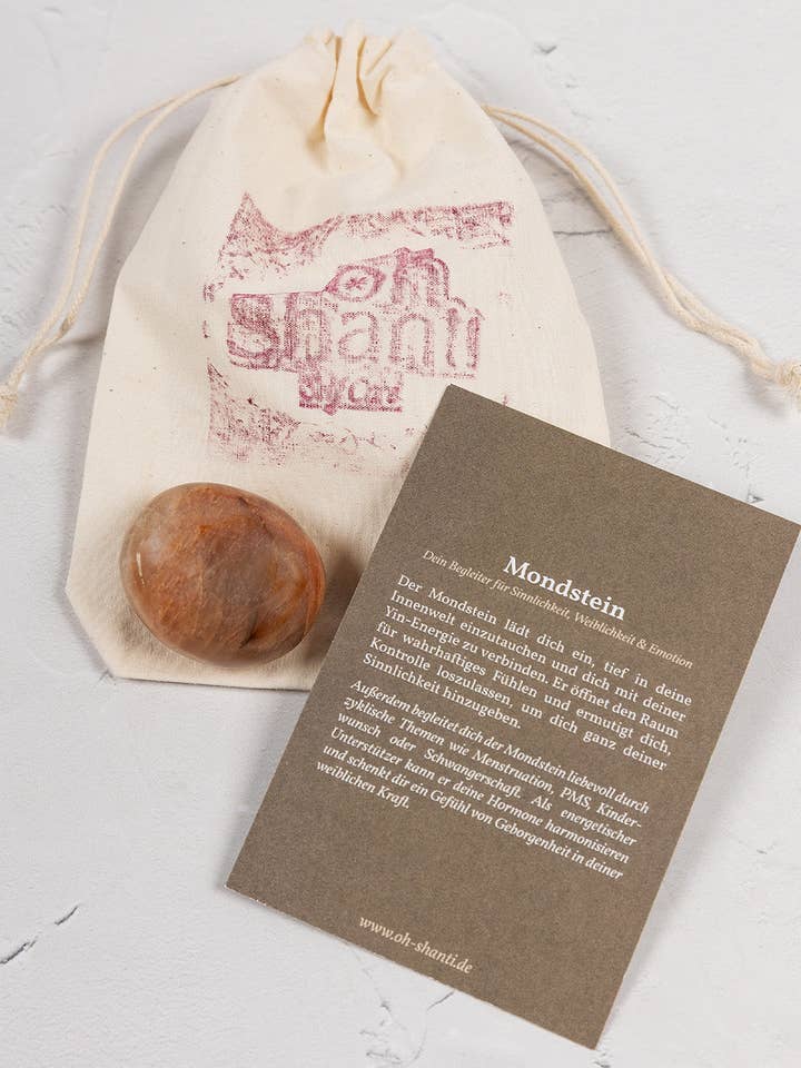 Pietra lunare nel sacchetto per la vendita all'ingrosso da parte di Oh Shanti