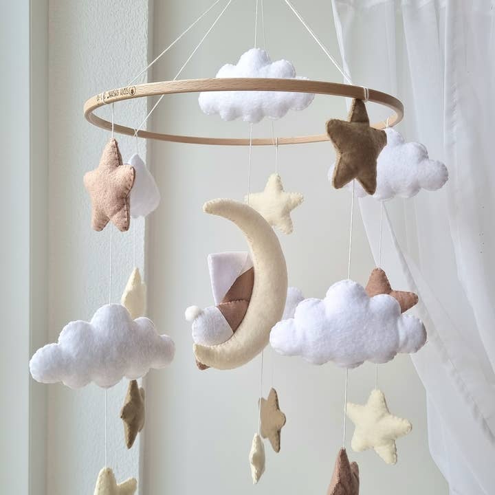 Teddi Bebe - Wholesale Baby Mobile - Baby Mobile sleeping bear beige2