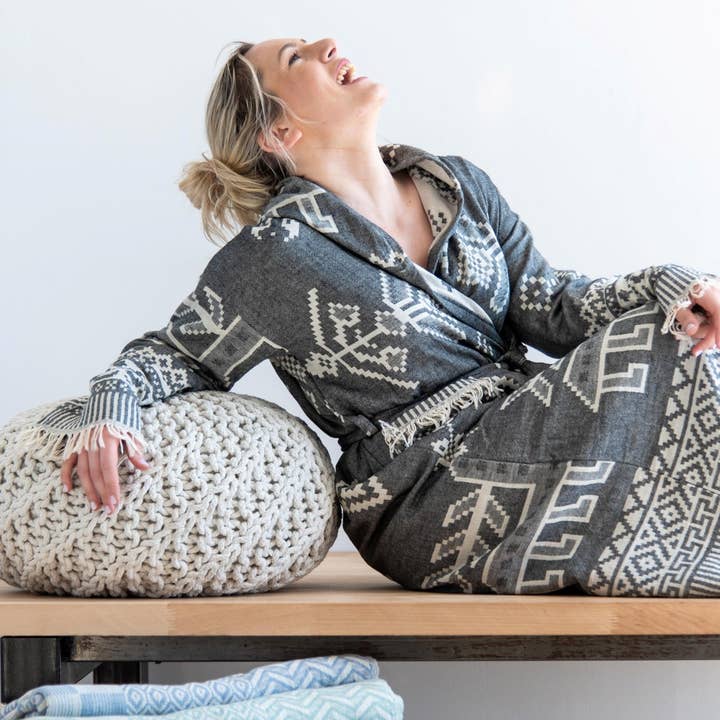 AELIA ANNA - Wholesale Robe - Women's - BATHROBE KENTIMA BLACK