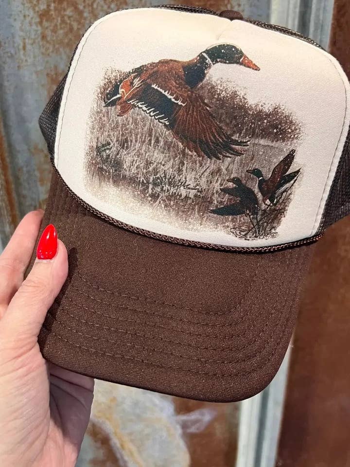 Casquette Trucker Vintage Canard pour la vente par Wild Junkie