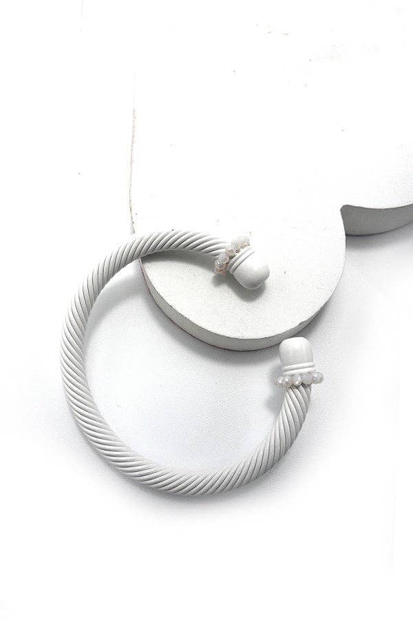 JOSSLYN by wall to wall - Wholesale Cuff Bracelet - CABLE STONE TEXTURED TUBE CUFF BRACELET | 10B30210052