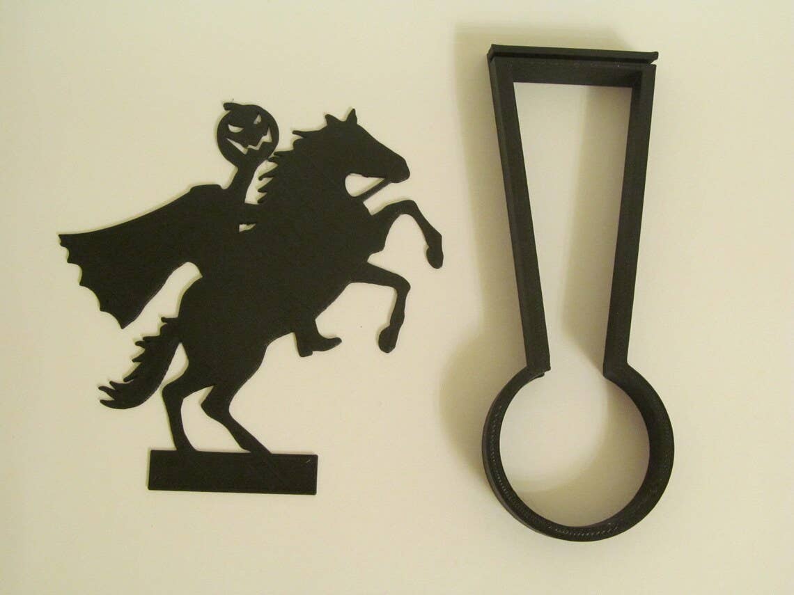KeaLite - Wholesale Decorative Tabletop Object - KeaLite Headless Horseman Shadow Caster (Ships USA Only)4