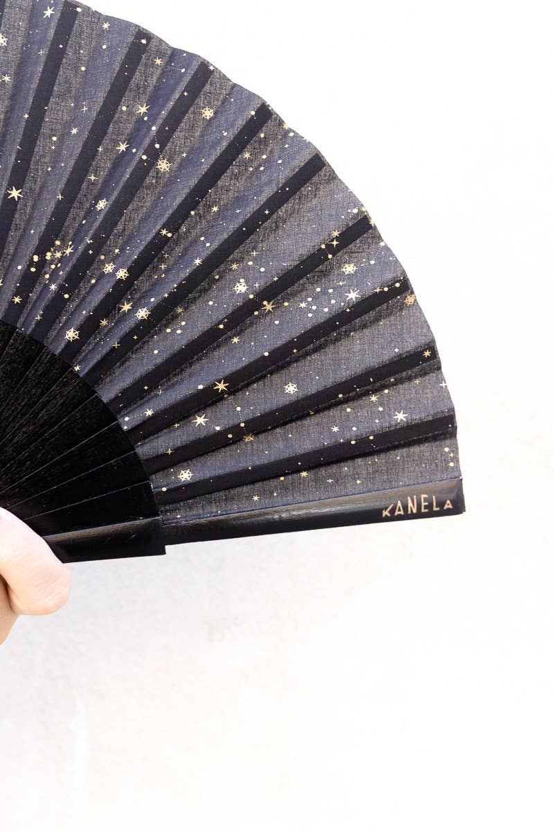 Kanela Fans - Vente Éventail - Éventail Infinity en bois de poirier noir et tissu coton doré2