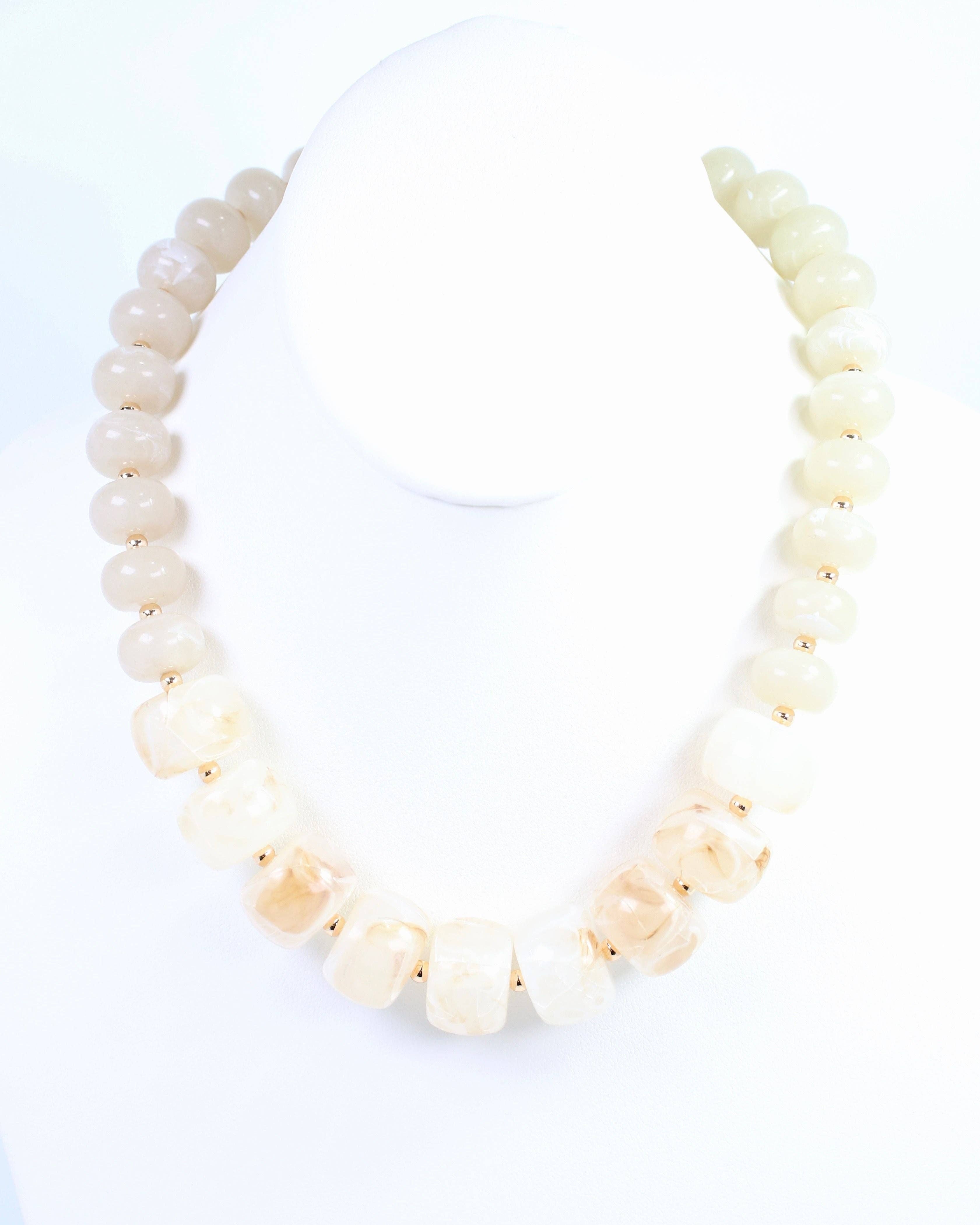 Caroline Hill - Wholesale Beaded/Pearl Necklace - Milford Chunky Bead Necklace Natural1