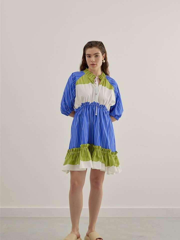 Robe à 3 couleurs pour la vente par Vuu